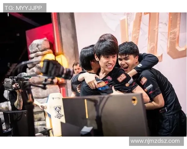 数据分析:FPX的力量表现 数据分析:FPX的力量表现